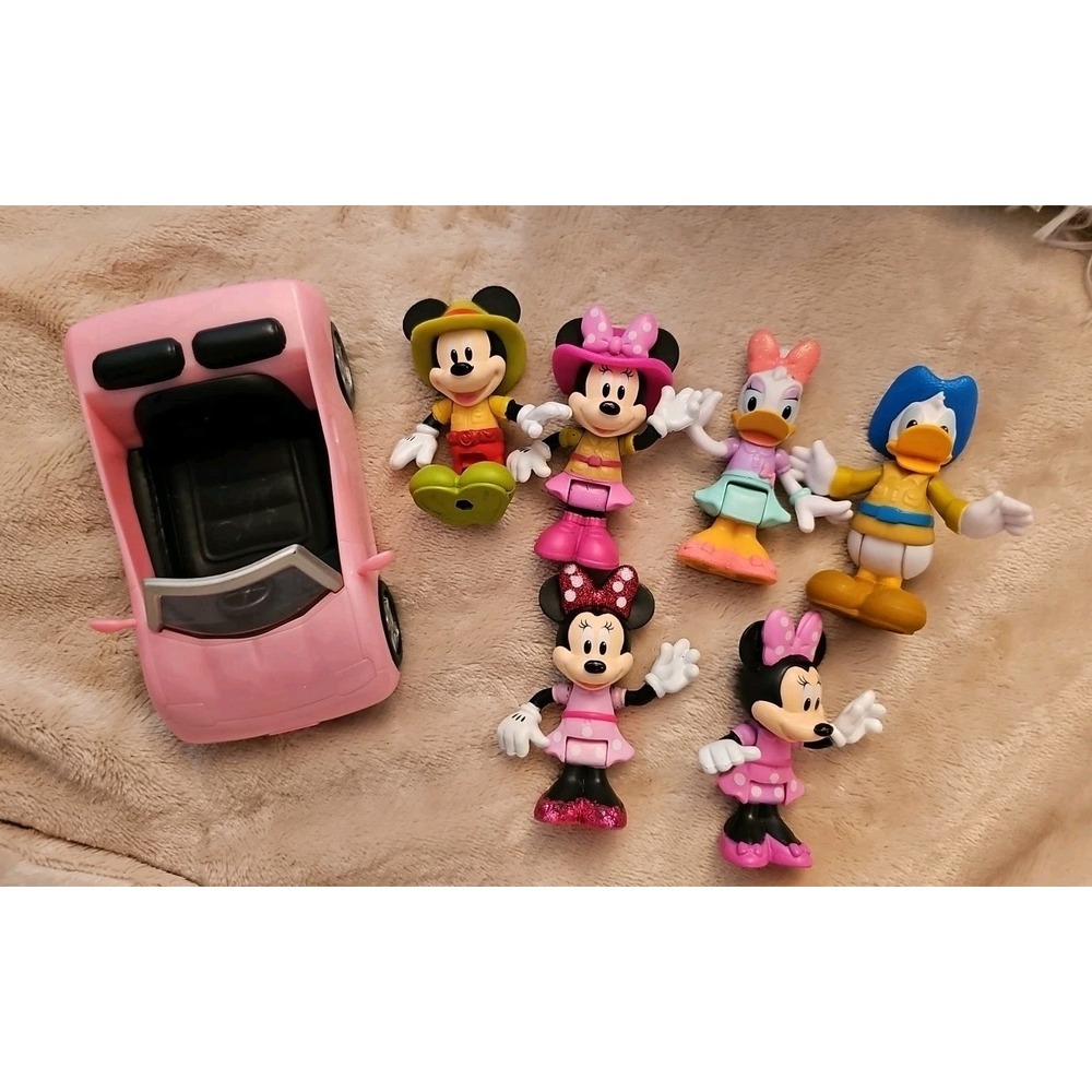 7 Piece Disney Minnie, Mickey, Donald, & Daisy Mixed Toy Lot & Car